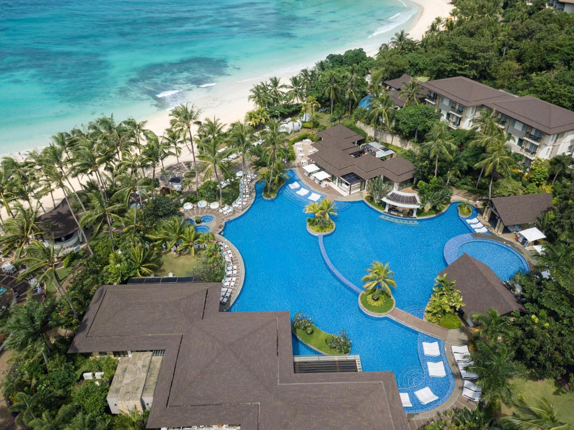 Movenpick Resort & Spa Boracay Yapak Екстер'єр фото Aerial view of the resort