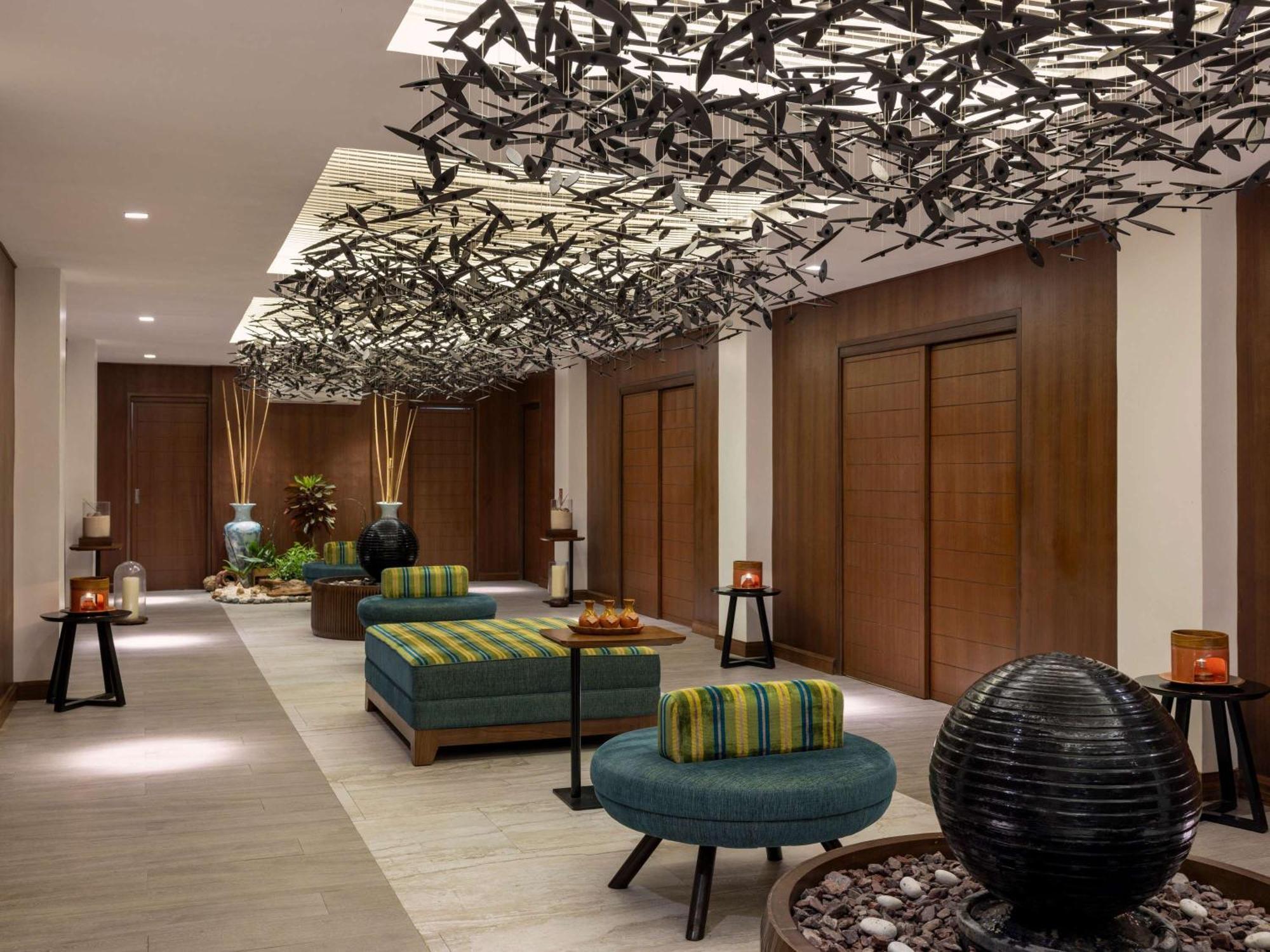 Movenpick Resort & Spa Boracay Yapak Екстер'єр фото The lobby of the hotel