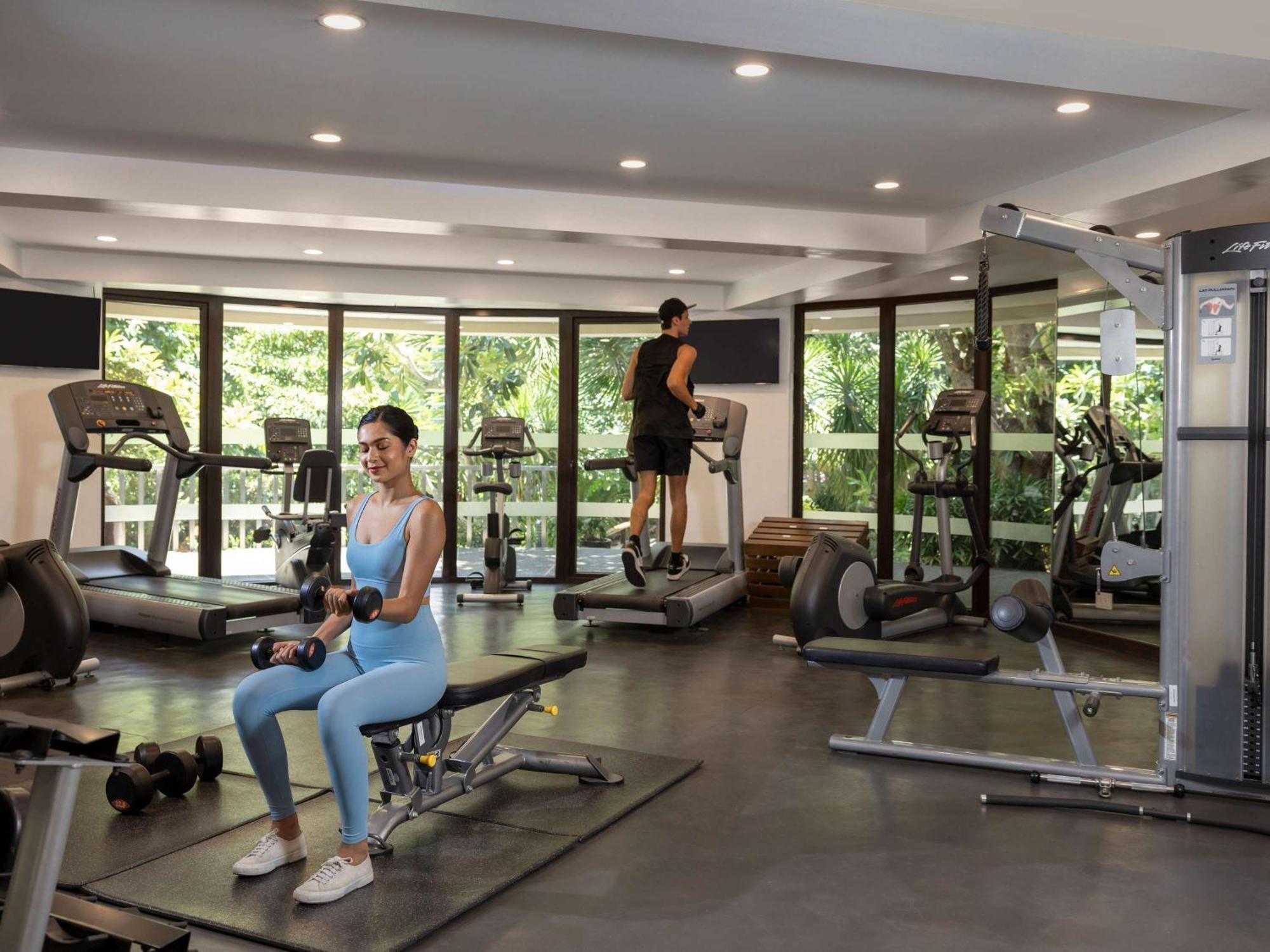 Movenpick Resort & Spa Boracay Yapak Екстер'єр фото The gym at the hotel